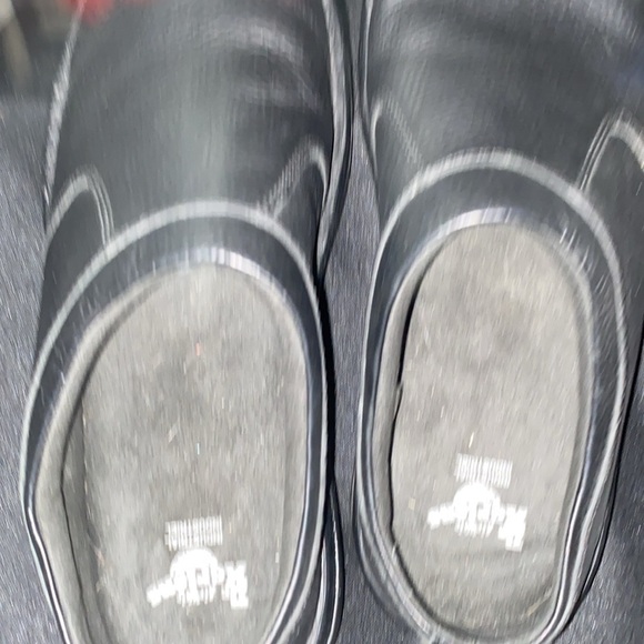 Dr. MARTENS AIRWAIR Men's SIZE 12 Black Leather Shoes.GOOD CLEAN CONDITION - Picture 7 of 16